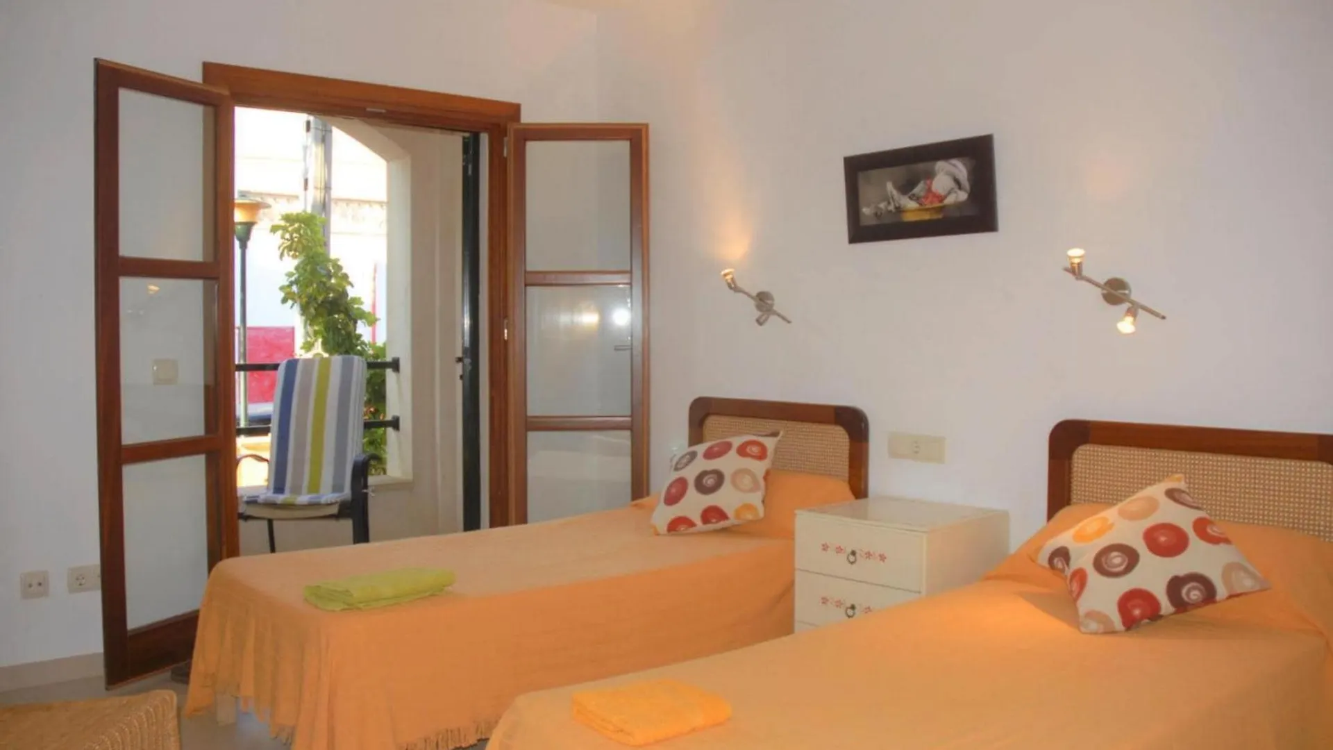 Typical Majorcan House In Illot S'Illot  Holiday home S'Illot (Mallorca)